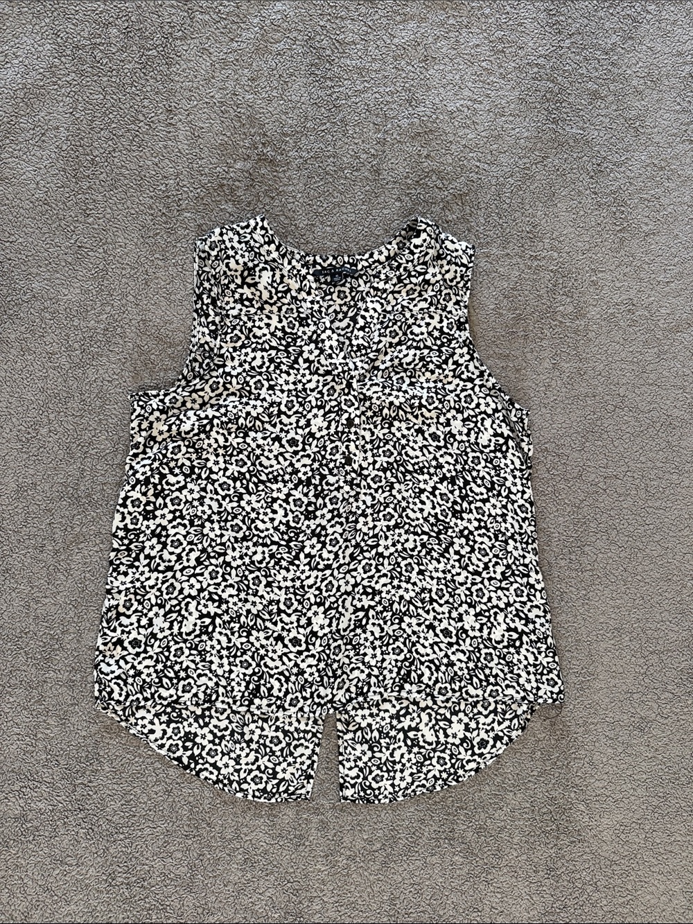 Zac & Rachel Black and White Floral Sleeveless Camisole